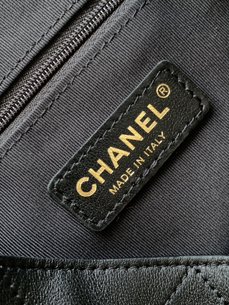 Ch**el shopping bags